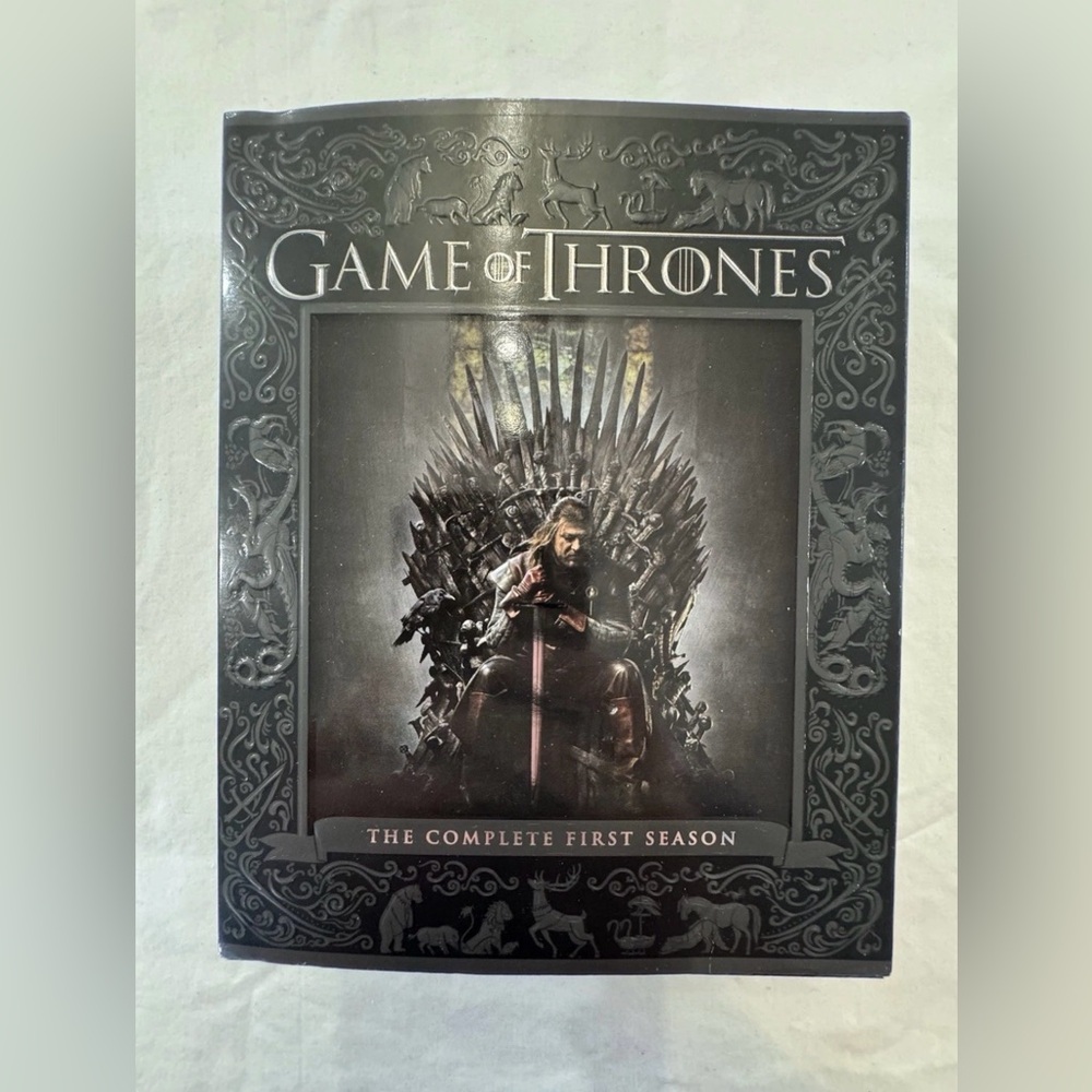 Game of Thrones: The Complete First Season DVD